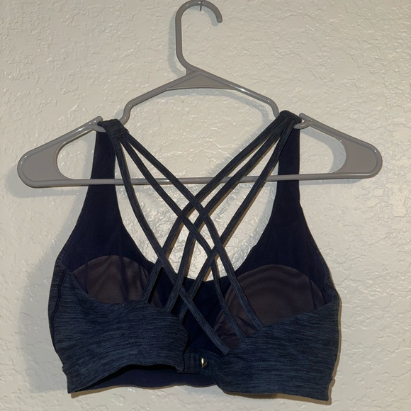Victoria’s Secret Blue Strappy Bralette - Large - Picture 2 of 4